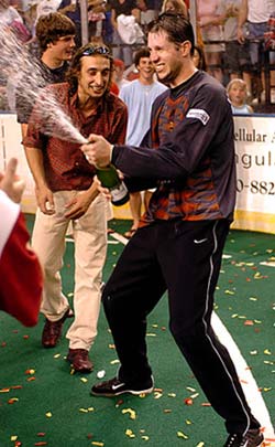Graphic filed with the MISL.net report of 1 May 2004 on the Baltimore Blast and Milwaukee Wave.